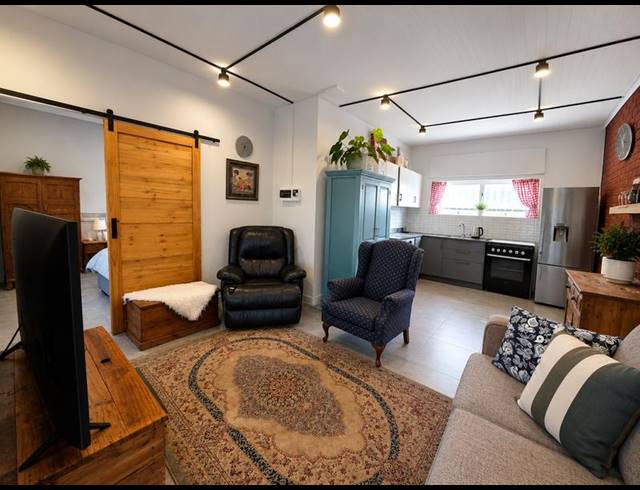 2 BEDROOM PROPERTY TO RENT IN CONSTANTIA PARK